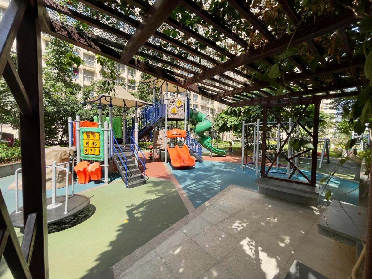 Maple 1 Bhk In Hiranandani Powai Apartment *