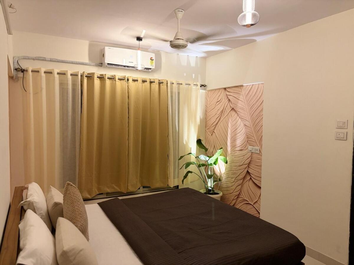 Royce Executive Service Premium * Mumbai