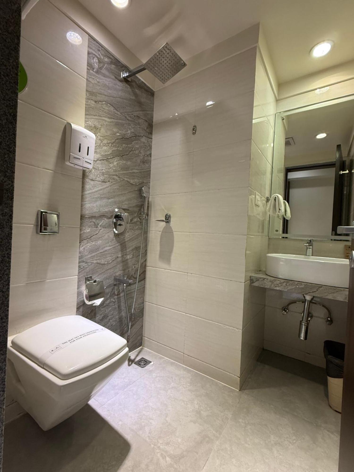 Suba Galaxy Hotel