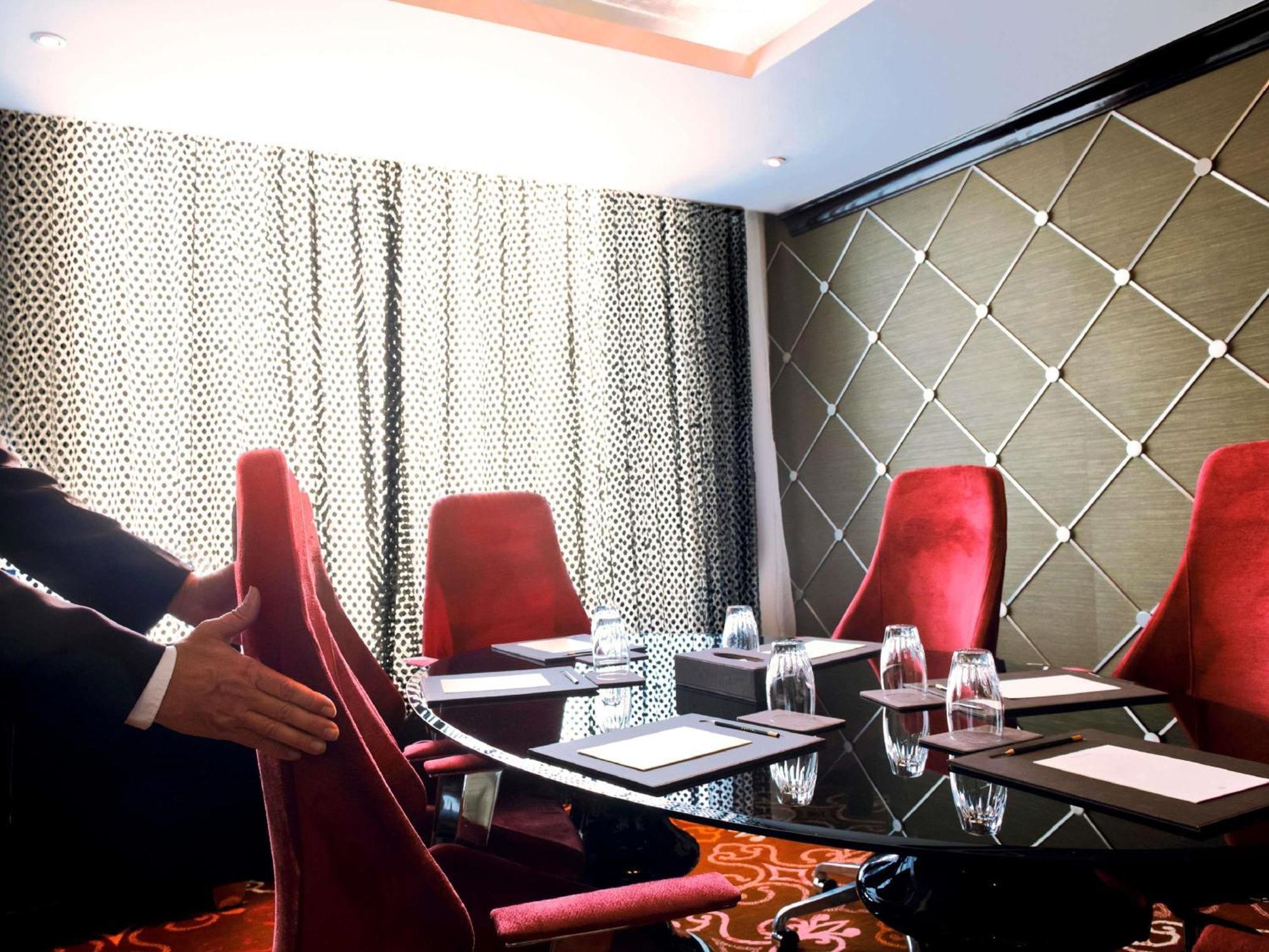 Sofitel Bkc 5* Mumbai