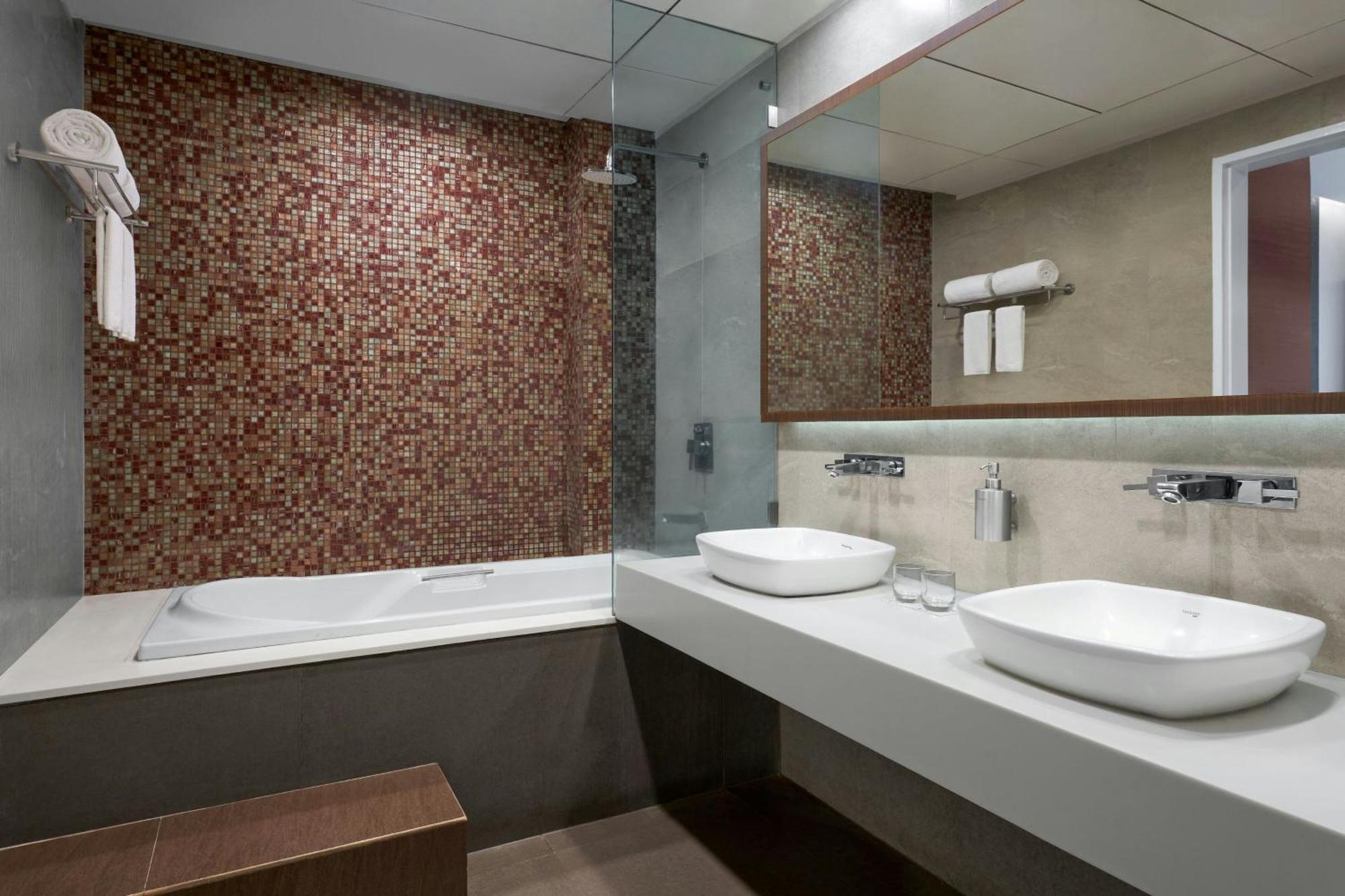 The Fern Residency Mumbai, The Acres Chembur, Series By Marriott 4*