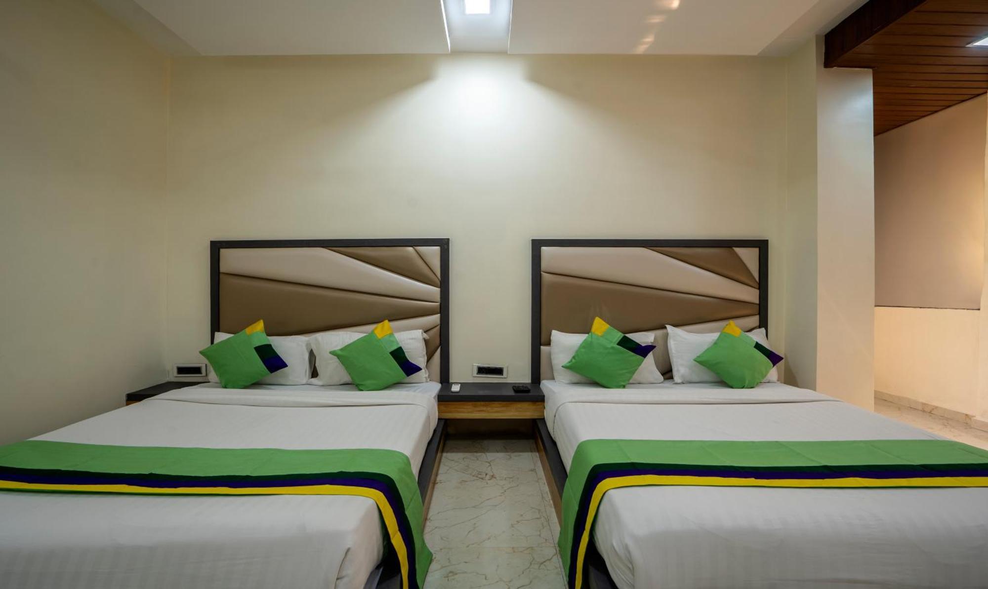 Hotel Treebo Zaid International Powai 3*