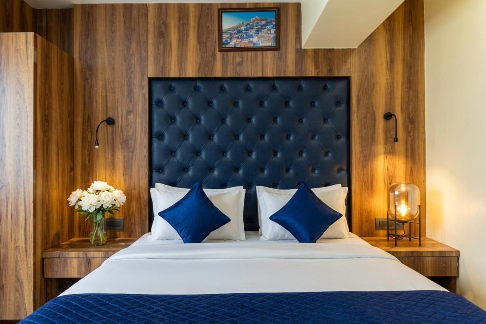Hotel Ashyana - Near To Grant Road Station Mumbai