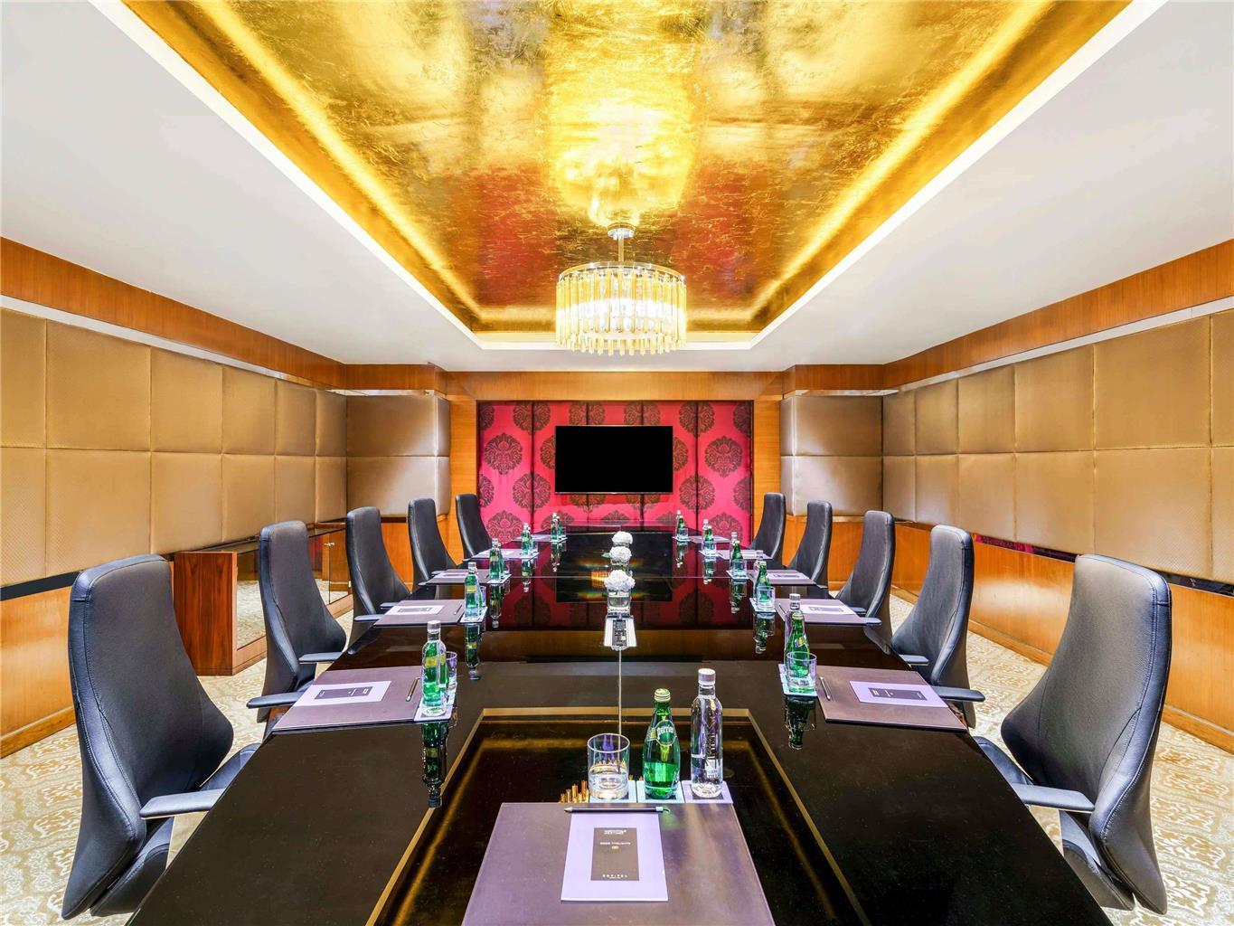 Sofitel Bkc 5*