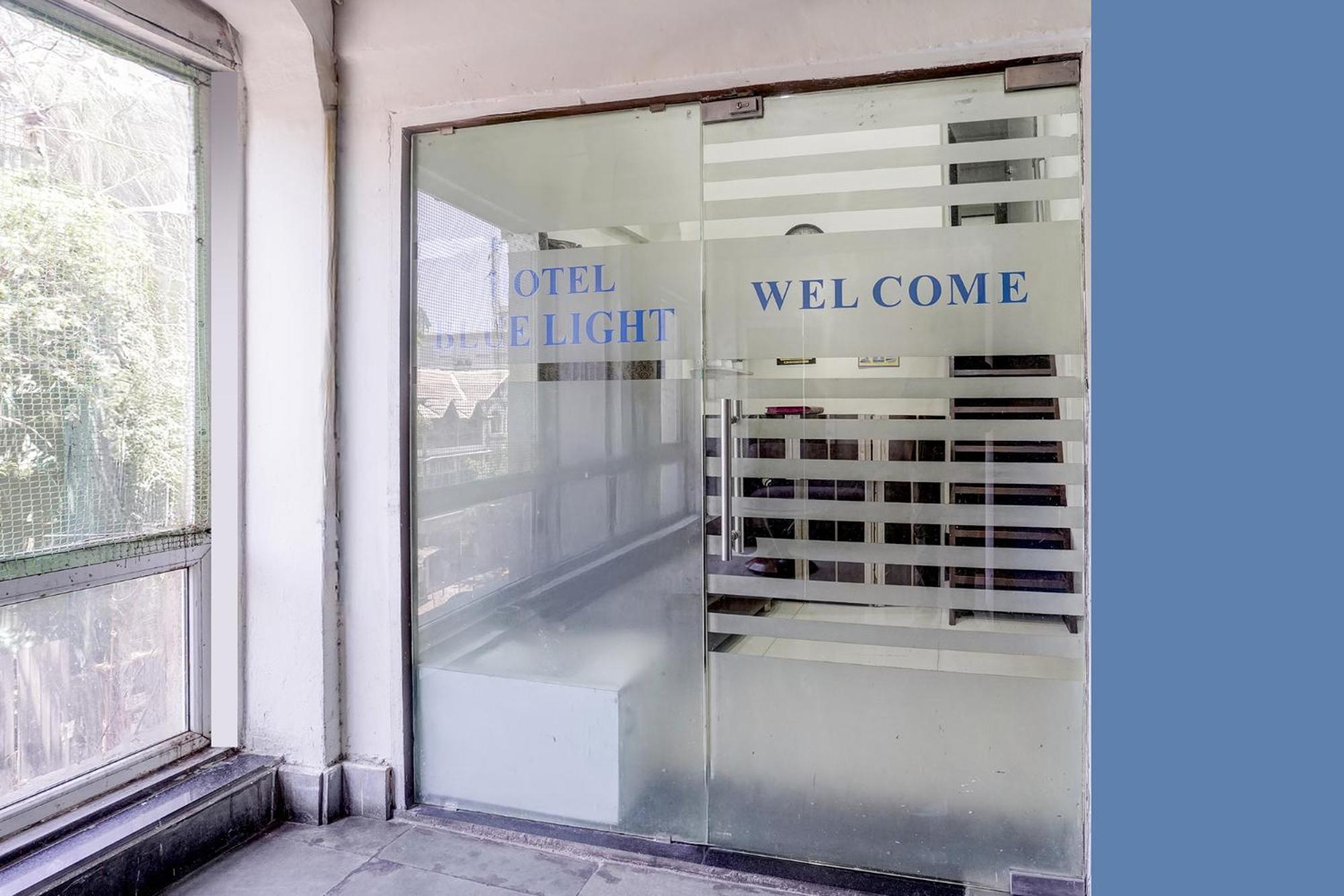 Hotel Fabhotel Blue Light Mumbai