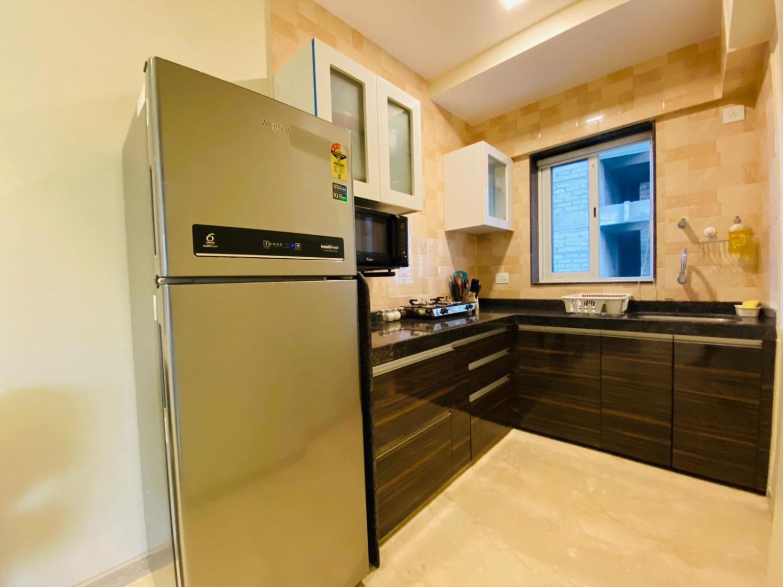Connekthomes - Modern2Bed-Bandraarea * Mumbai