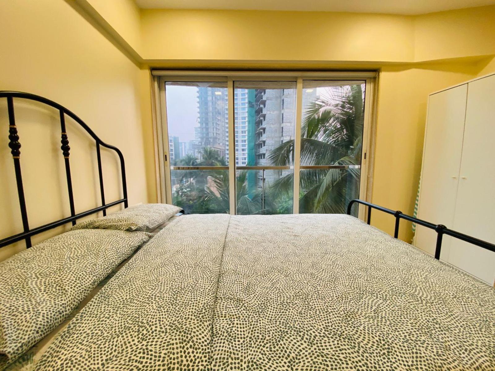 Apartment Connekthomes - Modern2Bed-Bandraarea