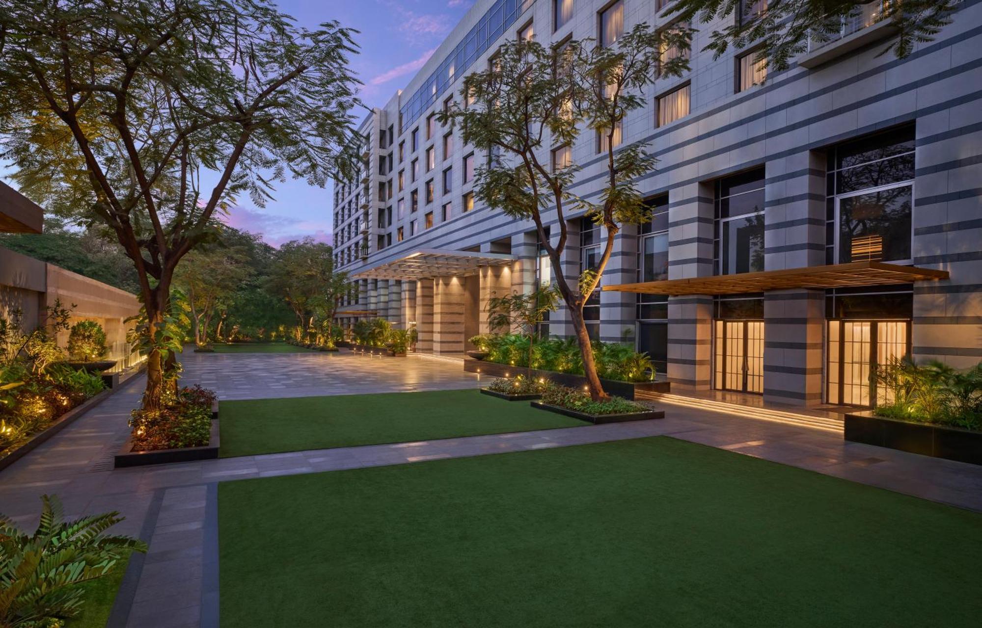 Grand Hyatt And Residences Hotel 5*