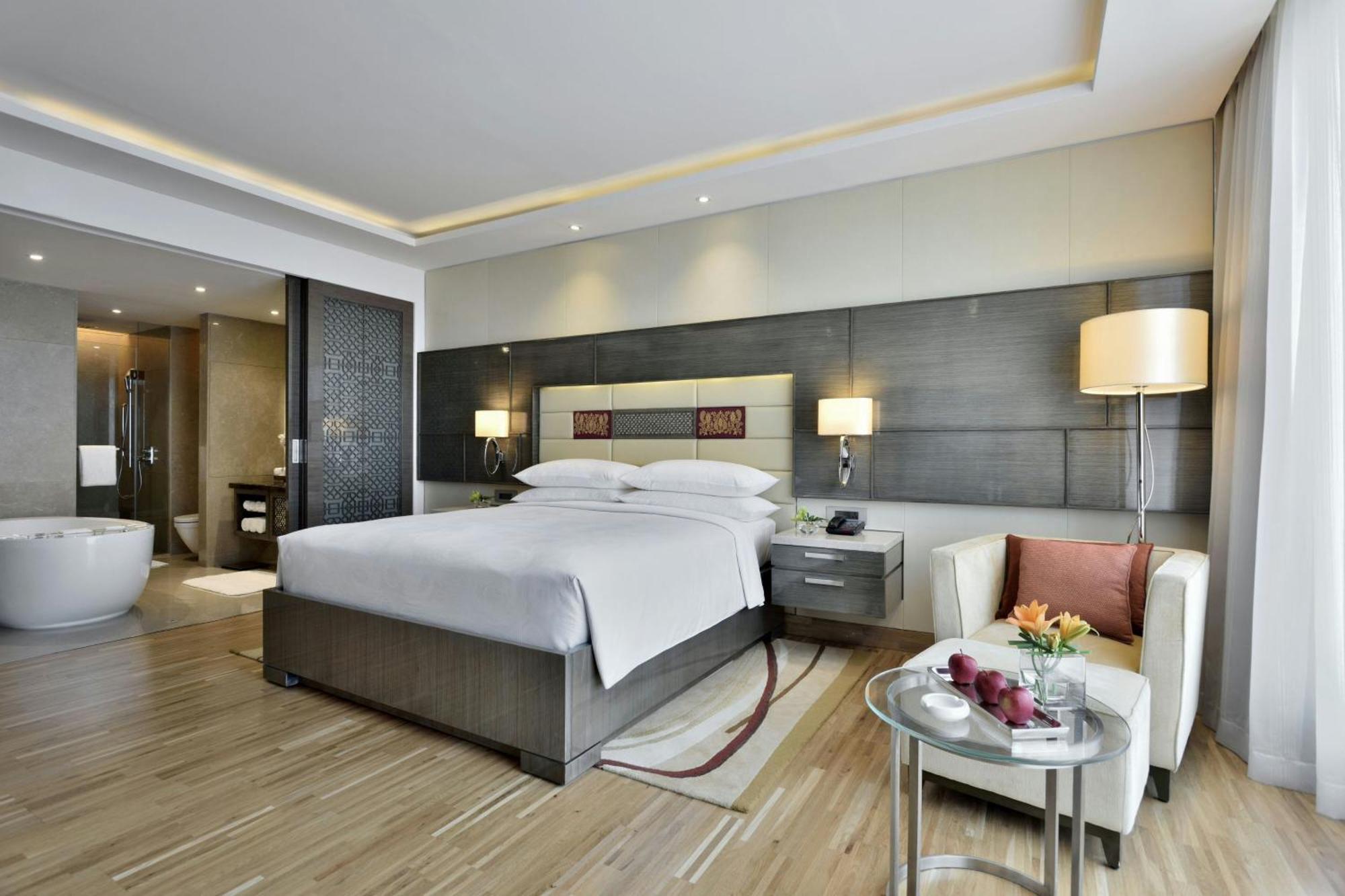 Hotel Jw Marriott Sahar Airport 5*