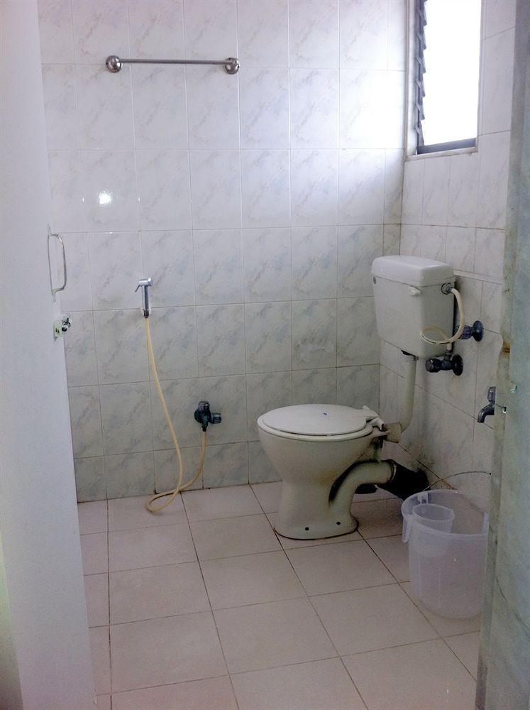 Red Palm Residency