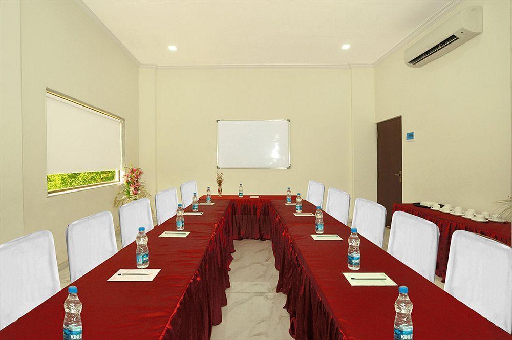 Fabhotel On Time Andheri East 3* Bombaim