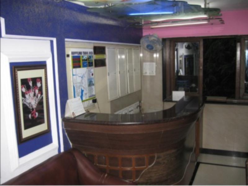 Happyland Hotel
