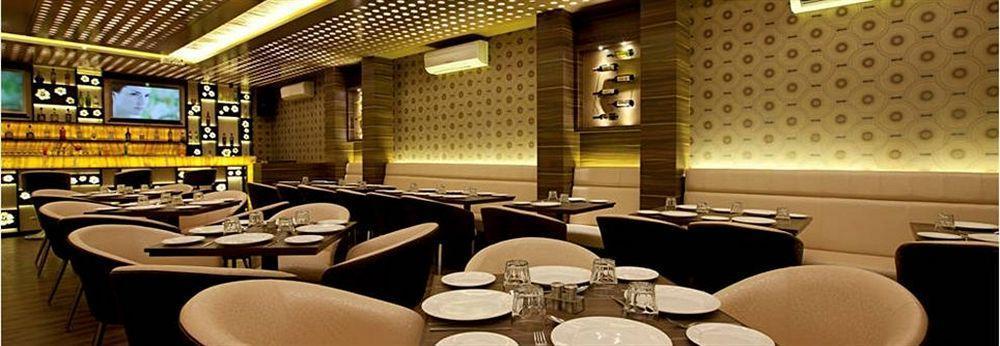 Hotel Plaza Mumbai