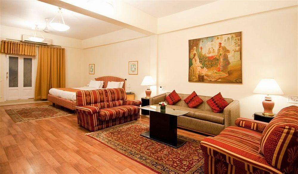 Astoria Hotel Mumbai