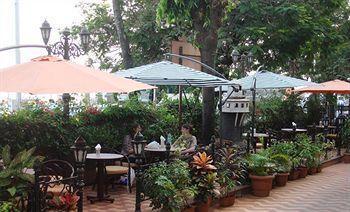 Sea Palace - Near Gateway Of India