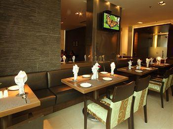 Hotel Landmark Residency