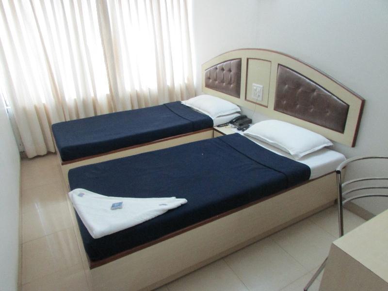 Click Andheri Midc Hotel Mumbai
