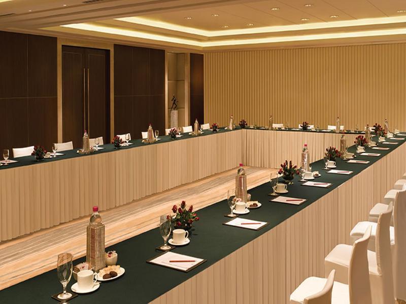 Trident Bandra Kurla 5*