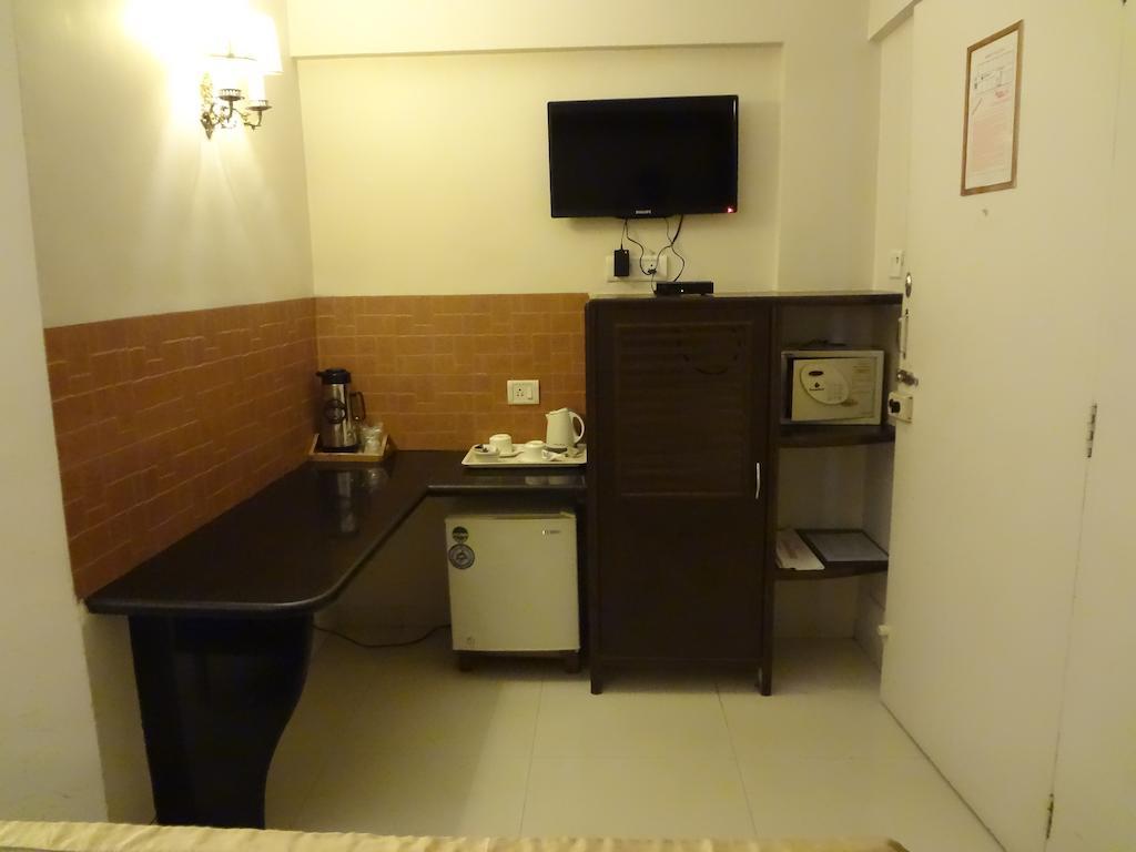 Hotel Avion 3*