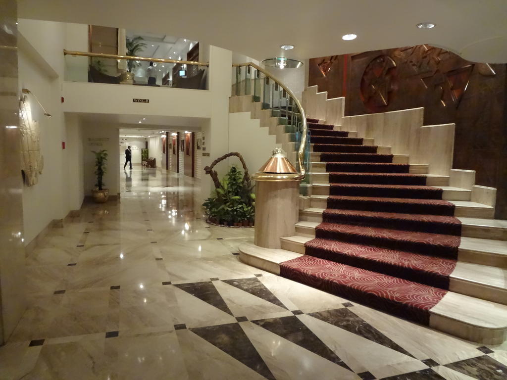 Kohinoor Continental,airport
