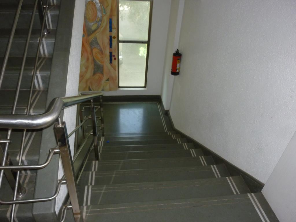 Hotel Khwaish Presidency