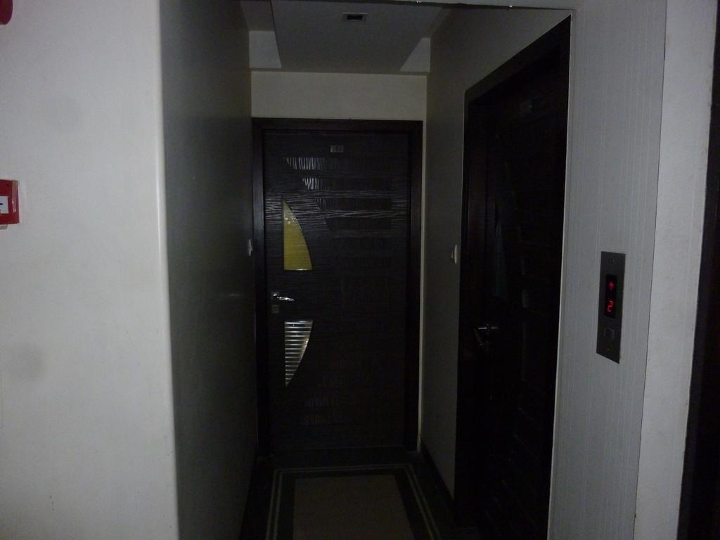 Hotel Khwaish Presidency Mumbai