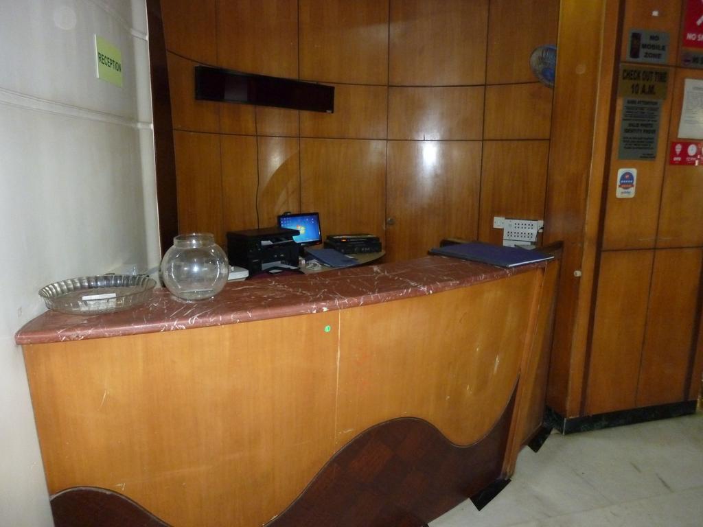 Hotel Karan Palace