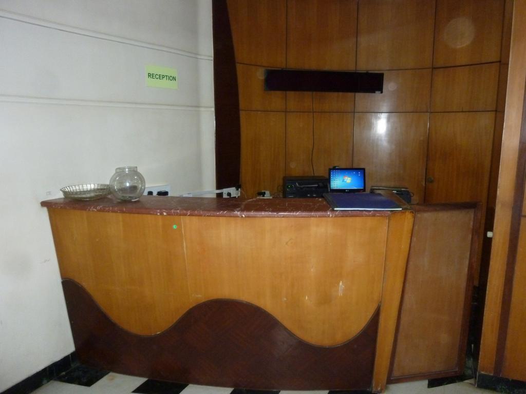Hotel Karan Palace