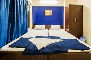 Bed & Breakfast Zo Andheri West Lokhandwala Complex
