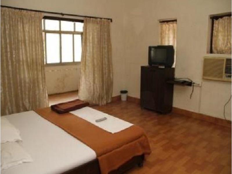 Hotel Kishish Kunj