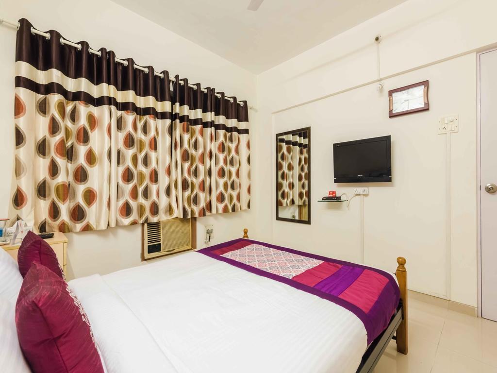 Apartment Oyo 4573 Near Bkc *