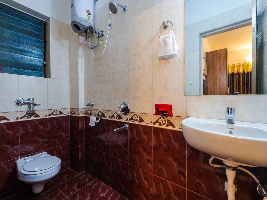 Apartment Oyo 4573 Near Bkc