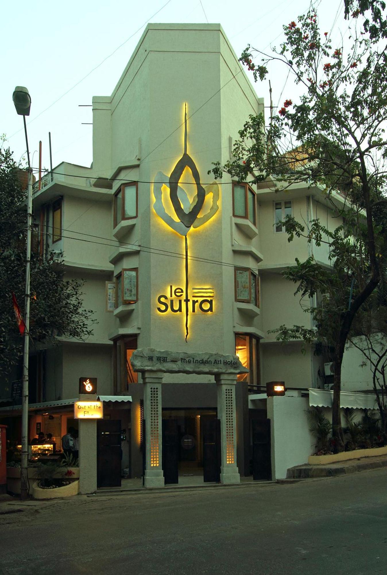 Hotel Le Sutra Hotel, Khar, 4*