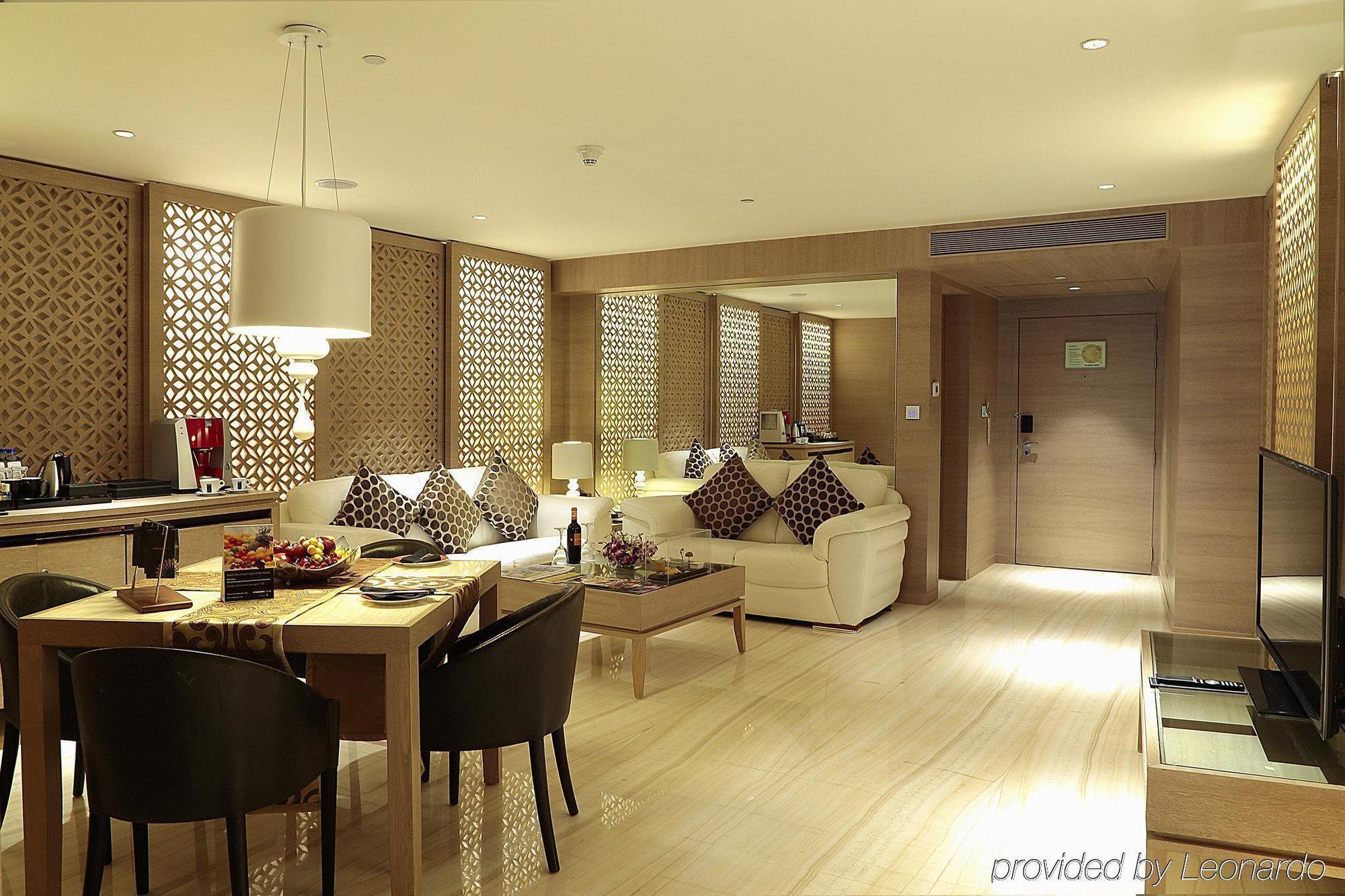 Sahara Star