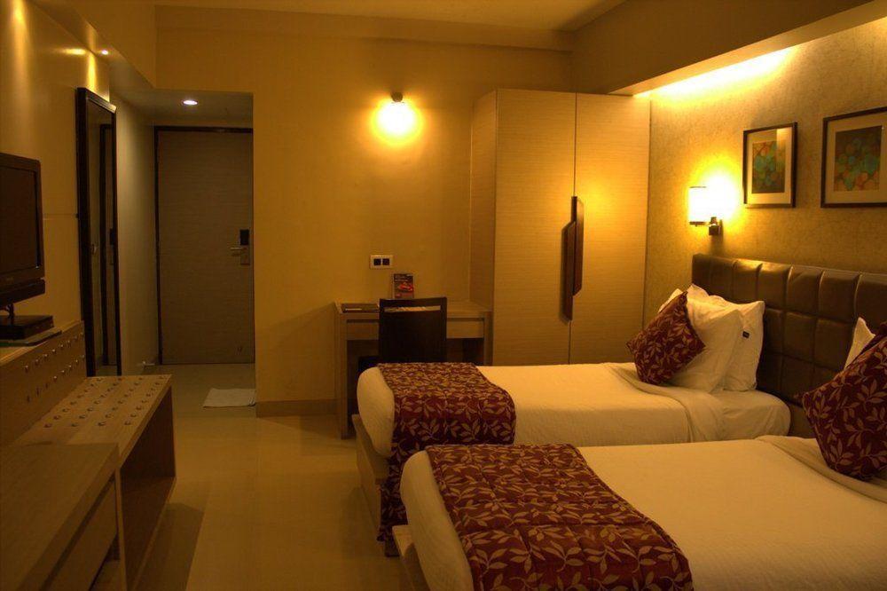 Oriental Aster - International Airport Hotel 4*