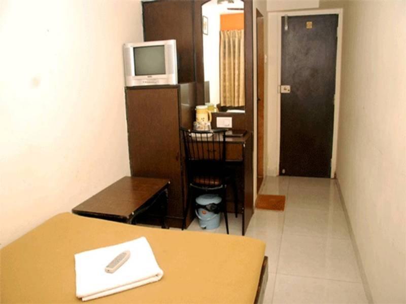 Hotel Fabhotel Annex Executive