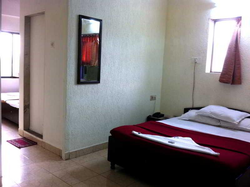 Hotel Red Palm Residency 2*
