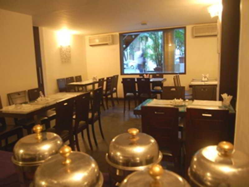Kings International Juhu 3* Mumbai