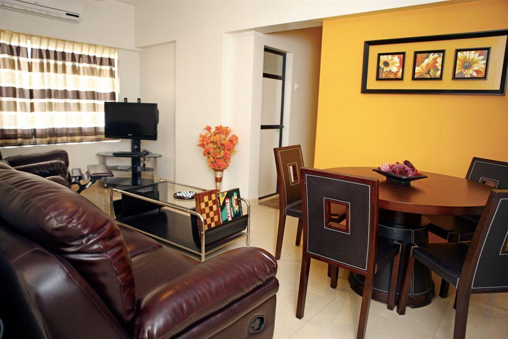 La Maison Service Apartment *