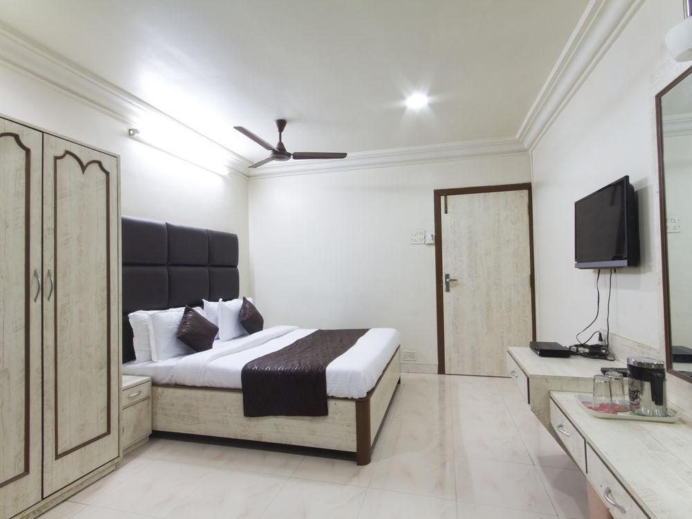 Oyo Chembur Monorail Station 3* Bombaim