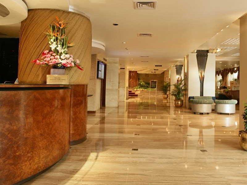 Hotel Kohinoor Continental,airport 4*