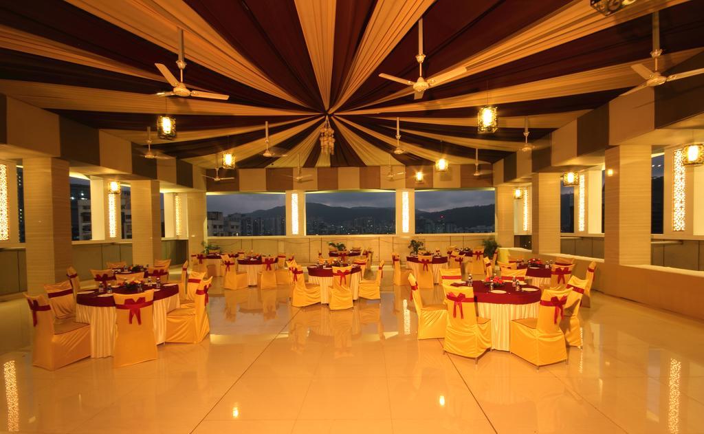 Hotel Vihang's 3*
