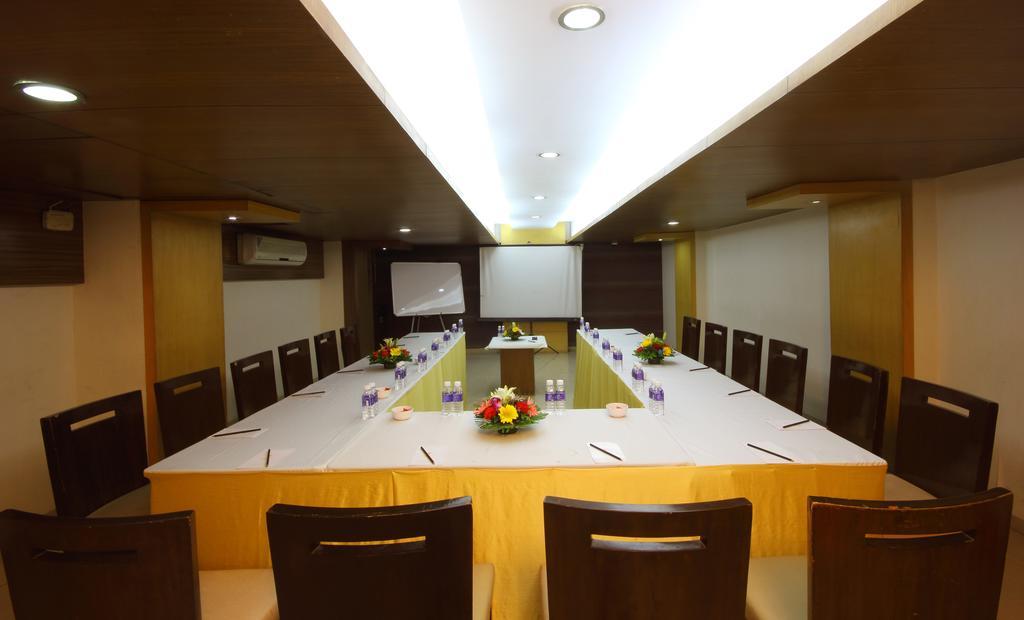Hotel Vihang's