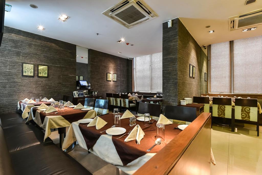 Hotel Landmark Residency