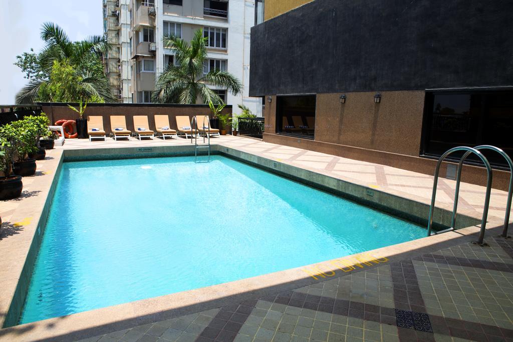 Hotel Fariyas , Colaba 4*