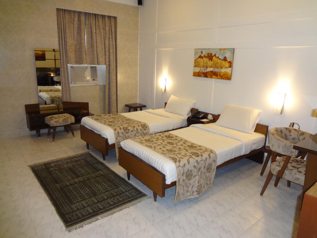 Grand - Ballard Estate, 3*