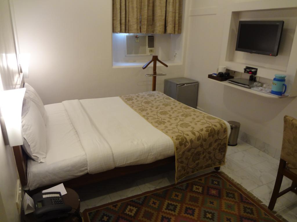 Grand - Ballard Estate, Hotel