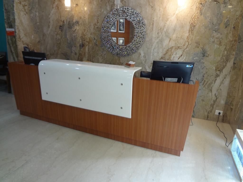 Royal Park Dockyard Hotel 3*