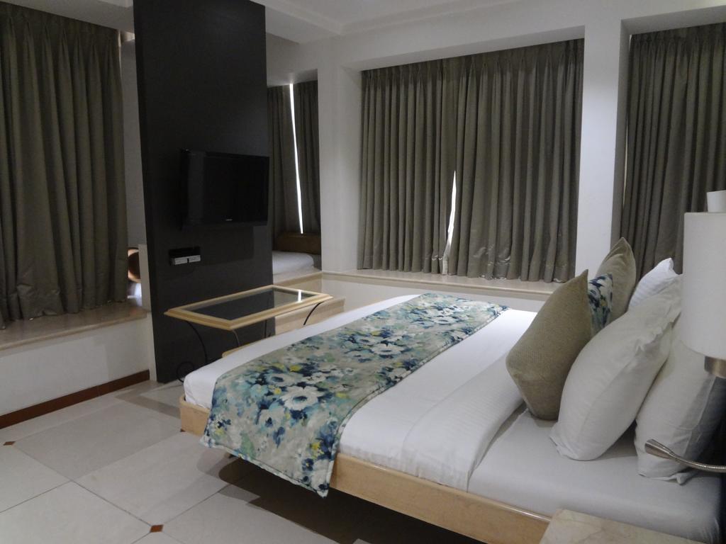 Hotel Suncity Apollo - Gateway Of India Mumbai