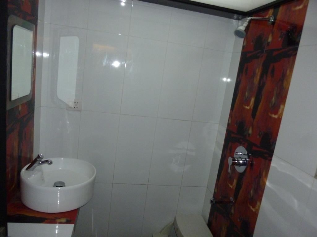 Hotel Khwaish Presidency Mumbai